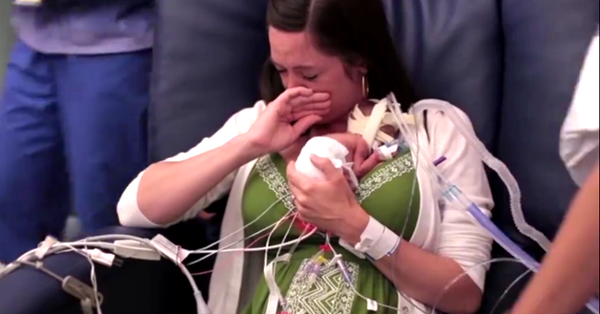 God’s Gives Beautiful Life Of A Baby Born 3.5 Months Premature!