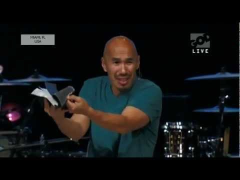 Members of Jehovah’s Witness Presented the Gospel to Pastor Francis Chan Saying “God Doesn’t Listen to Everyone’s Prayer” – You’ll Be Amazed How He Answered Back!