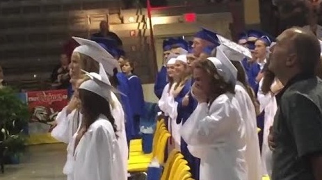 Girl Burst With Tears During Graduation  After Seeing the Guest Speaker, Everyone Was Curious What Happened To Her