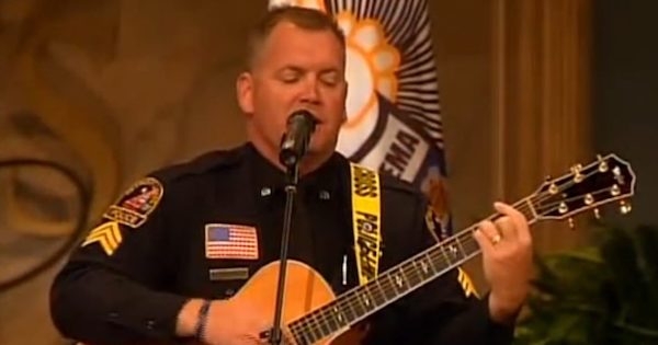 Police Officer Singing Amazing Grace In Fellow Policeman’s Burial, Heart Melting Rendition