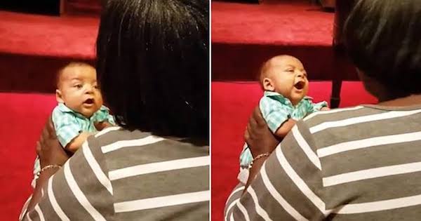 Baby Singing While Hearing Mom Sings At Church, Incredible Duet!