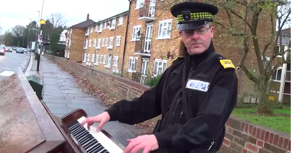Abandoned Piano Played By Traffic Inspector Surprised People On The Street