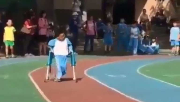 Little Boy With Leg Problems Get In To The Finish Line Because Of Determination Perseverance