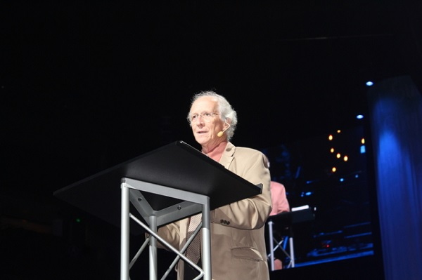 ‘Nobody falls out’: Pastor John Piper Says On Christian Leaders Abandoning Their Faith