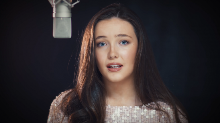 17-Year-Old Girl’s Voice Will Blow You Away!
