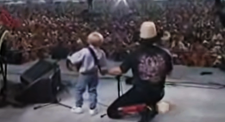 4-Year-Old Grabs Accordion And Jumps Onstage. Crowd Goes Nuts in Next Second