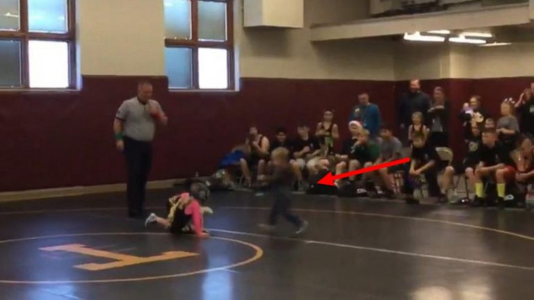 Little Brother Thinks His Sister’s Wrestling Match for Real Fight, ‘Just Took off like Lighting’ to Rescue Her