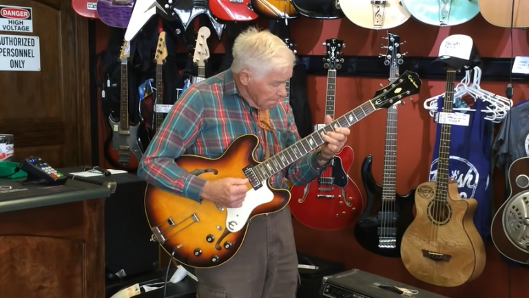 81-Year-Old Grandpa Picked Up A Guitar, Then Stuns The Entire Shop with Incredible Performance