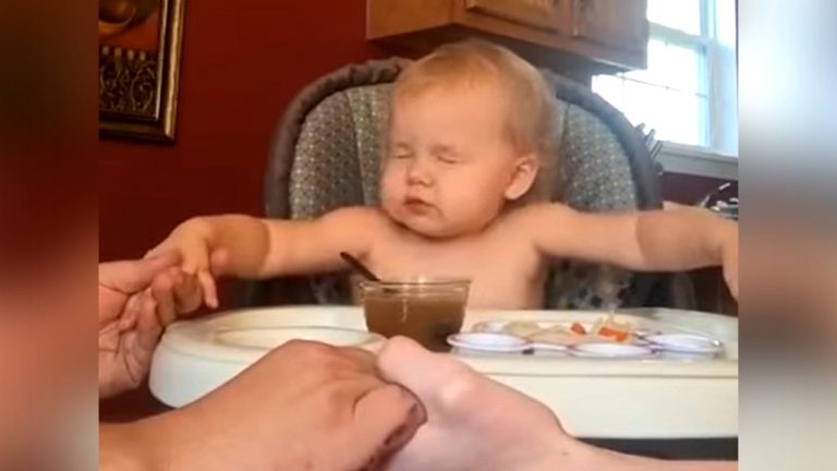 Dad says “It’s time to pray”  Then Baby Prays with The Family in Most Adorable Way
