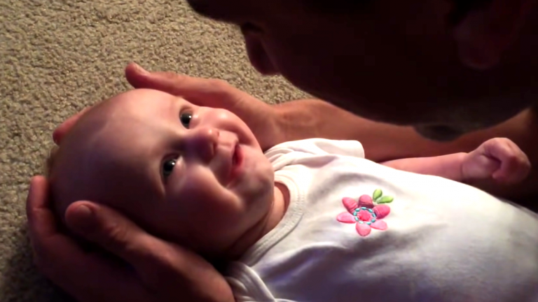 Baby Girl Has Heart-Melting Reaction to Daddy’s Singing