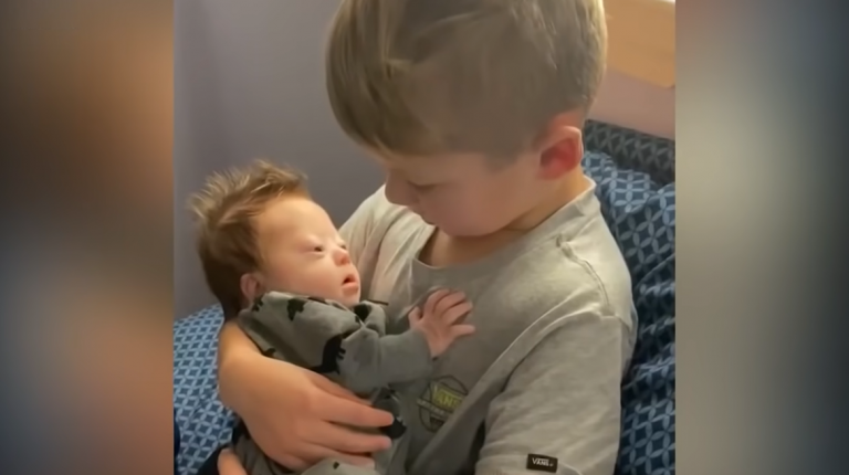 Video of Boy Singing to Infant Brother with Down Syndrome Goes Viral: ‘Aren’t We All Different?’