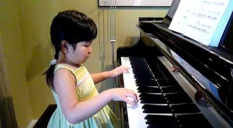 5-Year-Old Plays Cover of Beethoven Classic