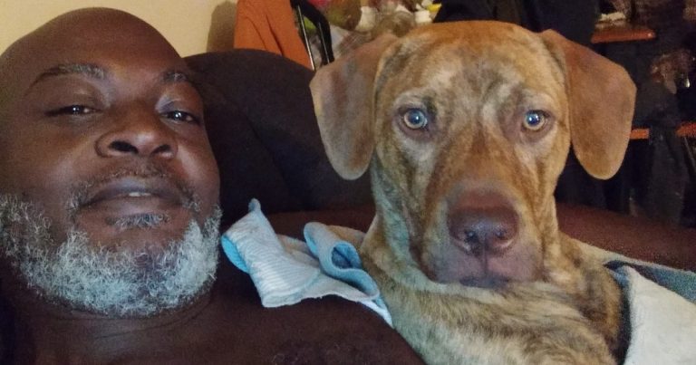 Homeless Man Chooses His Dog over Housing and Much-needed Surgery: “I’m Not Giving Him up”