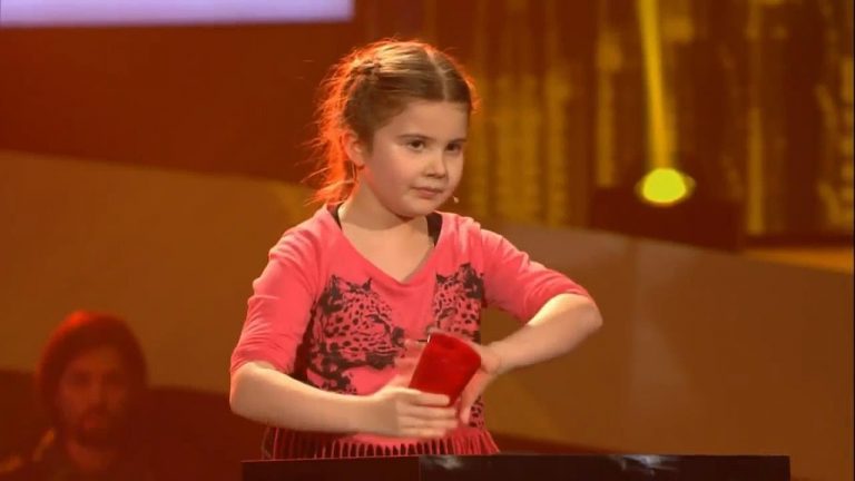 8-Year-Old Performs on The Voice. When The Judges Listened, They Didn’t Expect To See That!