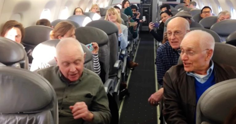 Elderly Barbershop Quartet Unexpectedly Start Serenading Fed-Up Passengers on Delayed Flight