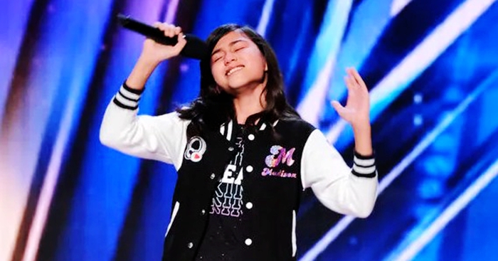11 Years Old from Audience Stuns Judges with Incredible Voice and Gets Golden Buzzer