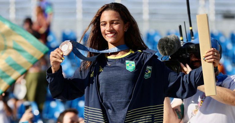 Brazilian Skateboarder Rayssa Leal Signs John 14:6 after Winning Bronze Medal in Paris